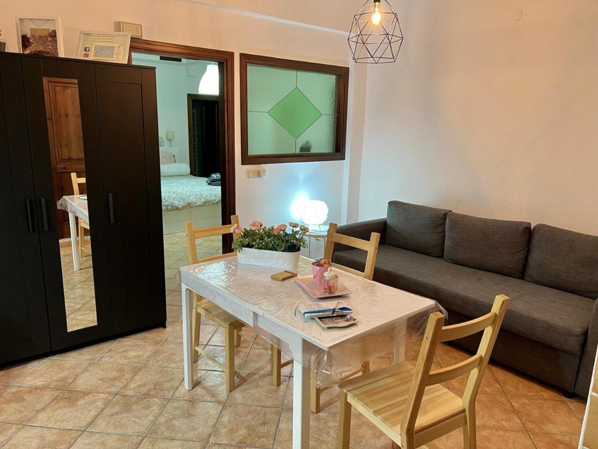 דירות מונריאלה Lisetta'S House מראה חיצוני תמונה