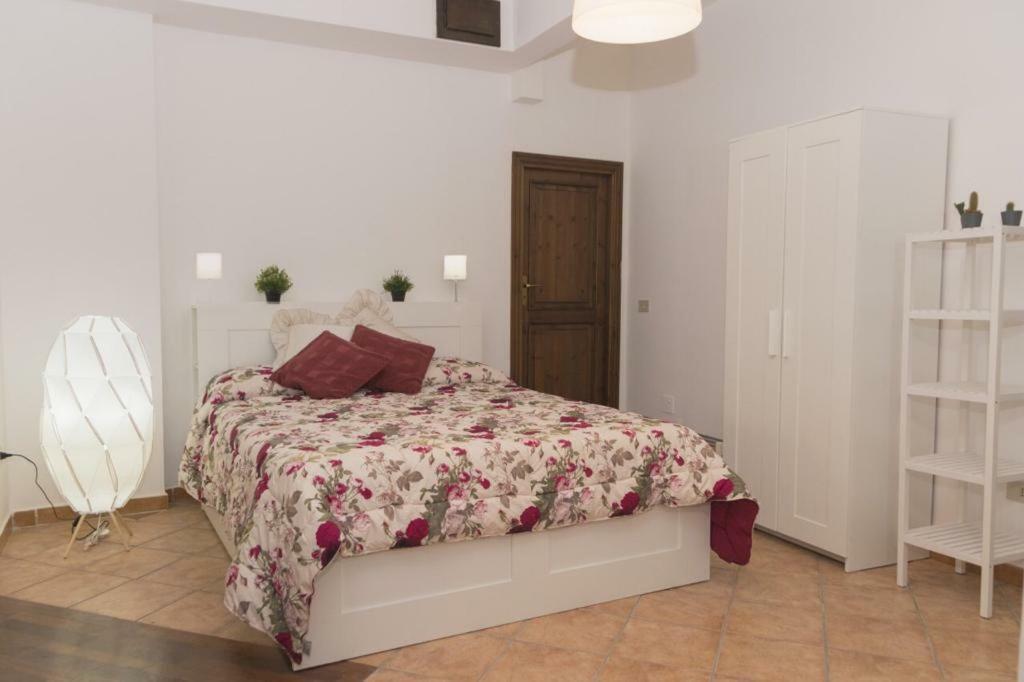 דירות מונריאלה Lisetta'S House מראה חיצוני תמונה